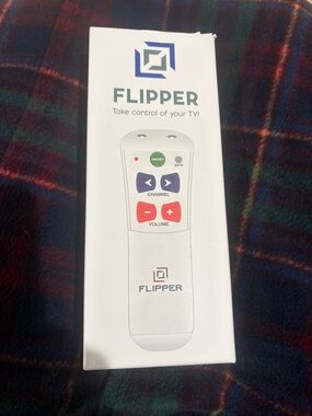 Flipper Big Button Universal TV Remote